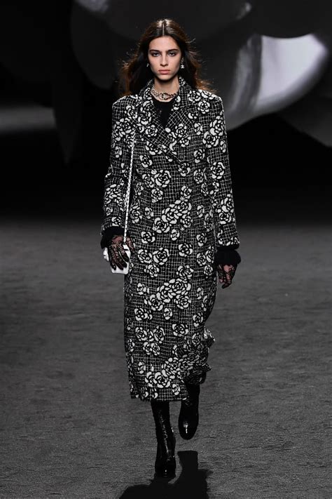 chanel autunno inverno 2023|THE CHANEL FALL.